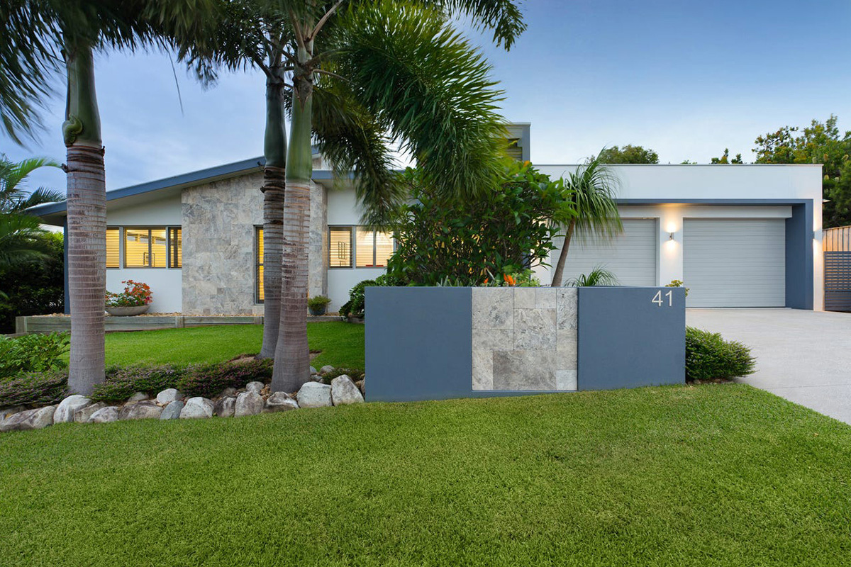 Single storey luxury home